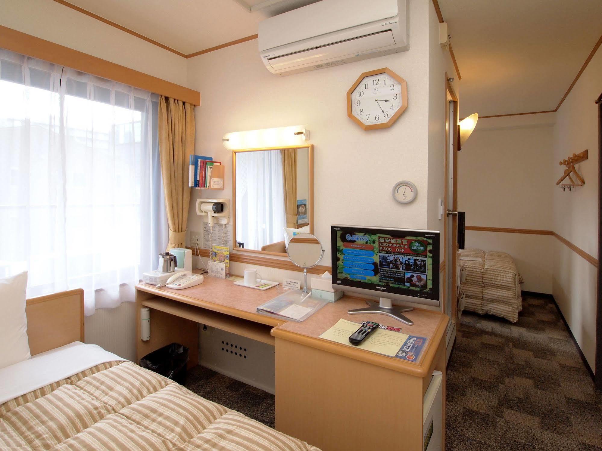Toyoko Inn Sendai Higashi-Guchi No.1 Exterior foto
